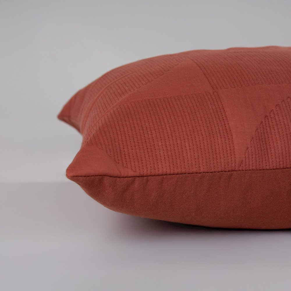 Traditional  18" x 18" Poly Filled Pillow. Picture 6