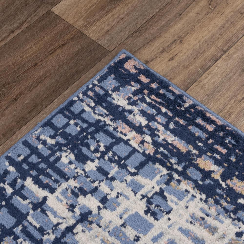 8' x 10' Machine-Made Rectangle Rug. Picture 5
