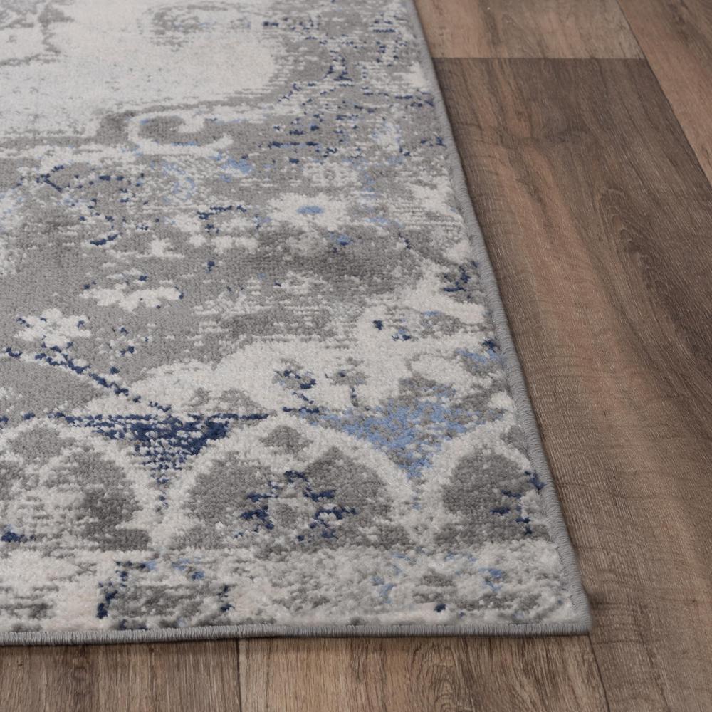 8' x 10' Machine-Made Rectangle Rug. Picture 3