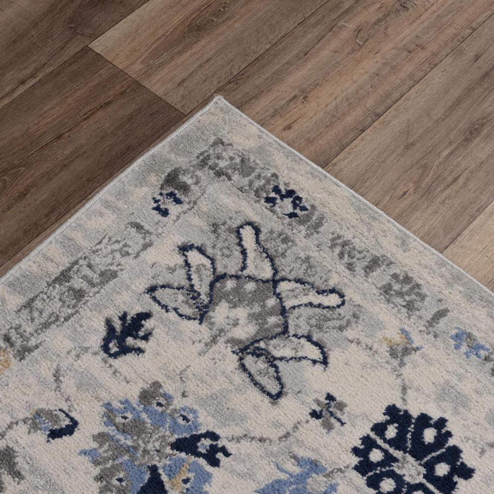 8' x 10' Machine-Made Rectangle Rug. Picture 5