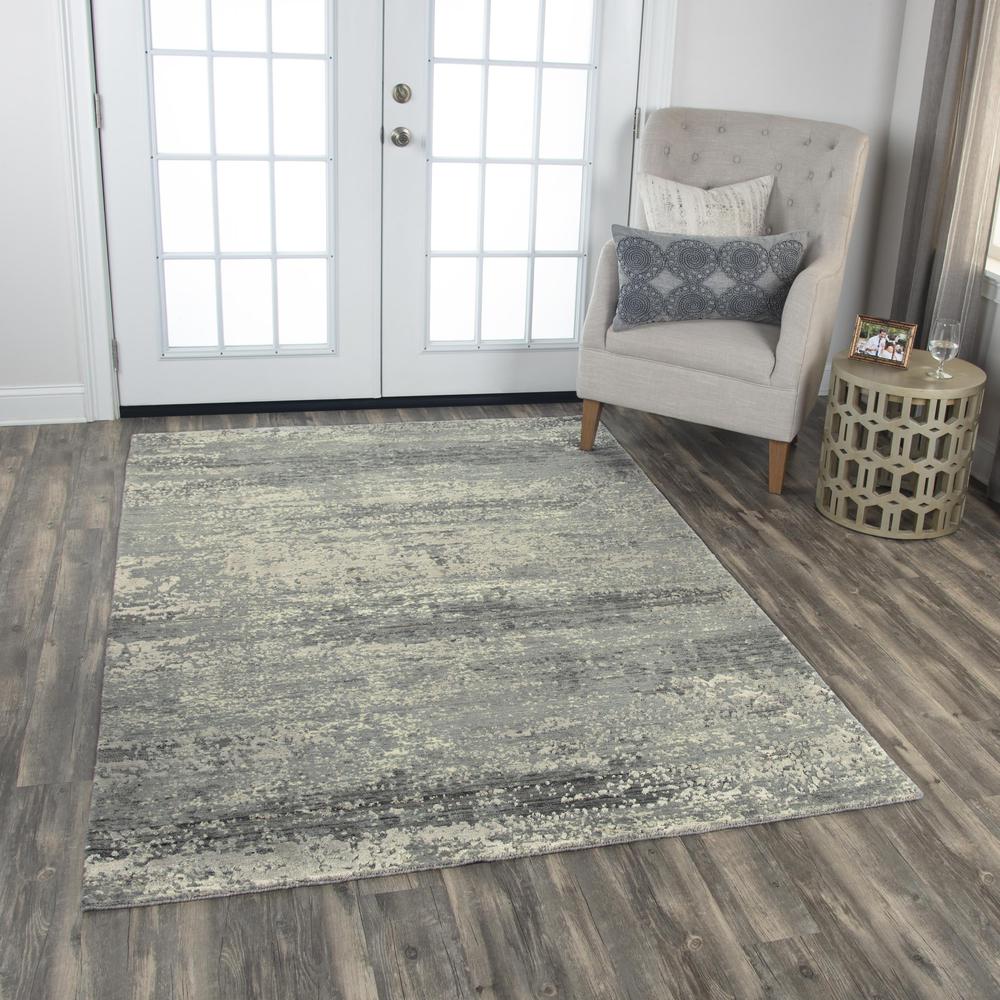 5' x 8' Hybrid Rectangle Rug. Picture 2