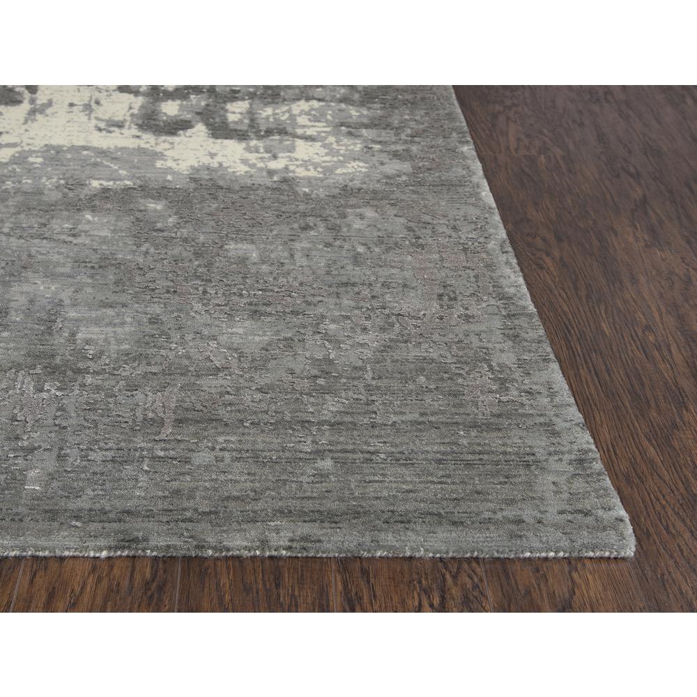 5' x 8' Hybrid Rectangle Rug. Picture 10