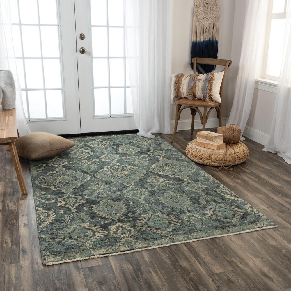 9' x 12' Hybrid Rectangle Rug. Picture 2