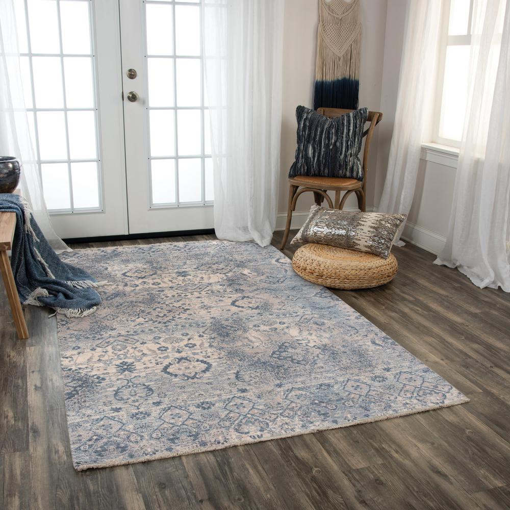 9' x 12' Hybrid Rectangle Rug. Picture 2