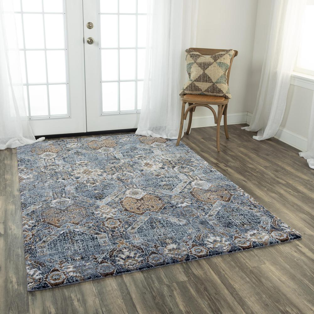 Hybrid Cut Pile Polyester Rug, 8' x 10'. Picture 2