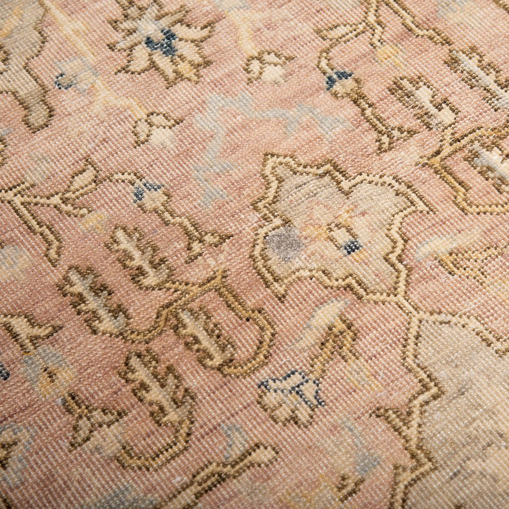 10' x 14' Cut Pile Hand Knotted  Rug. Picture 3