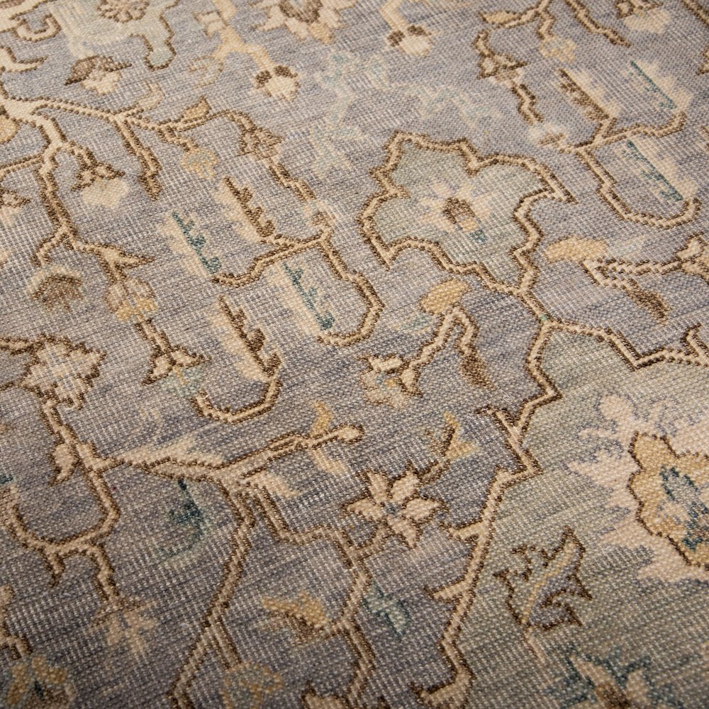 10' x 14' Cut Pile Hand Knotted  Rug. Picture 3
