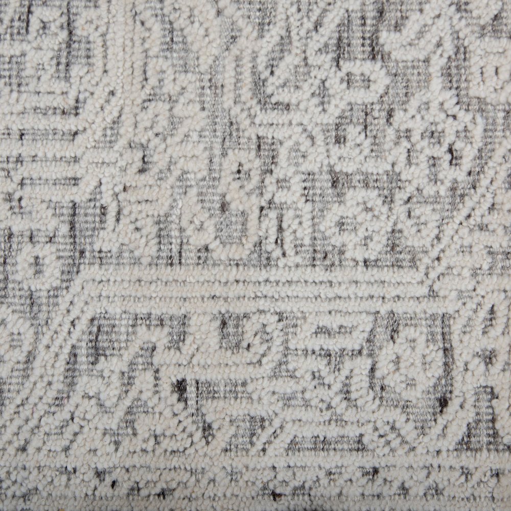 10' x 14' Cut Pile Hand Knotted Rug. Picture 5
