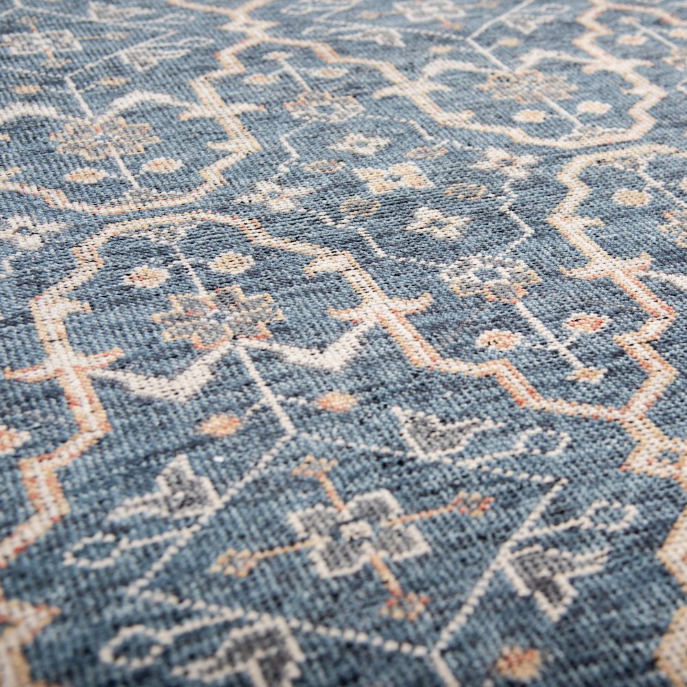 10' x 14' Cut Pile Hand Knotted Rug. Picture 5