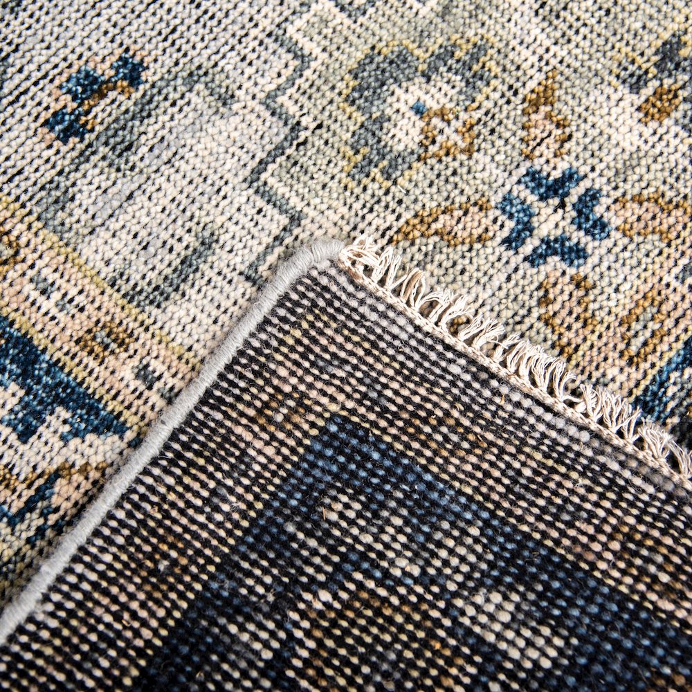 10' x 14' Cut Pile Hand Knotted Rug. Picture 5