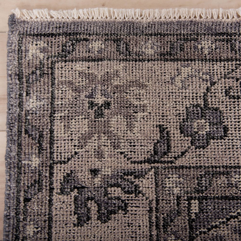 10' x 14' Cut Pile Hand Knotted Rug. Picture 2