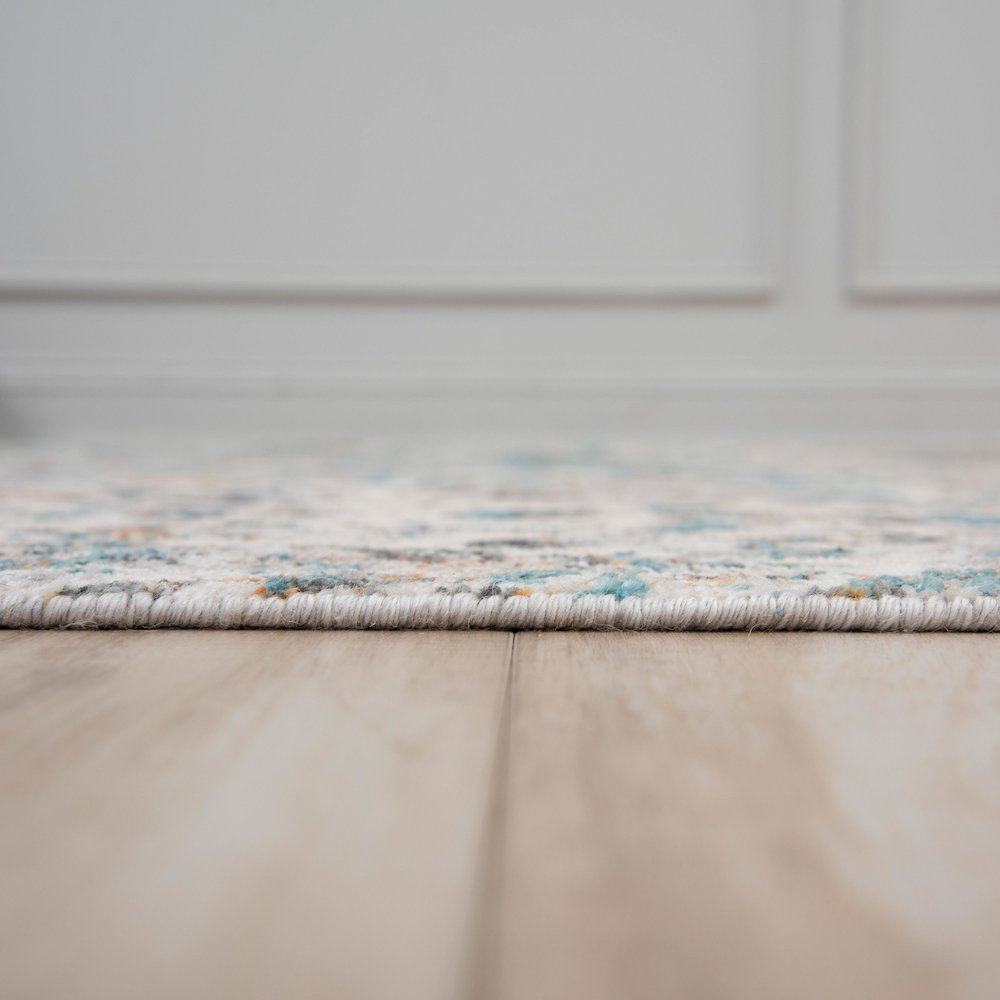9' x 12' Cut Pile Hybrid Rug. Picture 4