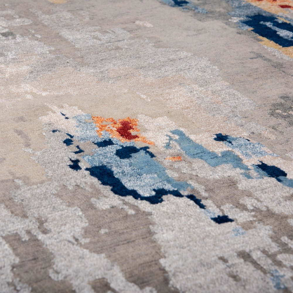 10' x 14' Cut Pile Hand Knotted Rug. Picture 3