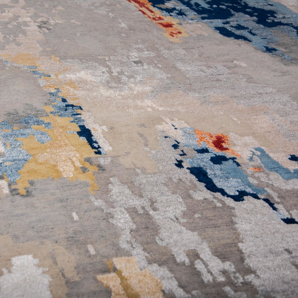 10' x 14' Cut Pile Hand Knotted Rug. Picture 5
