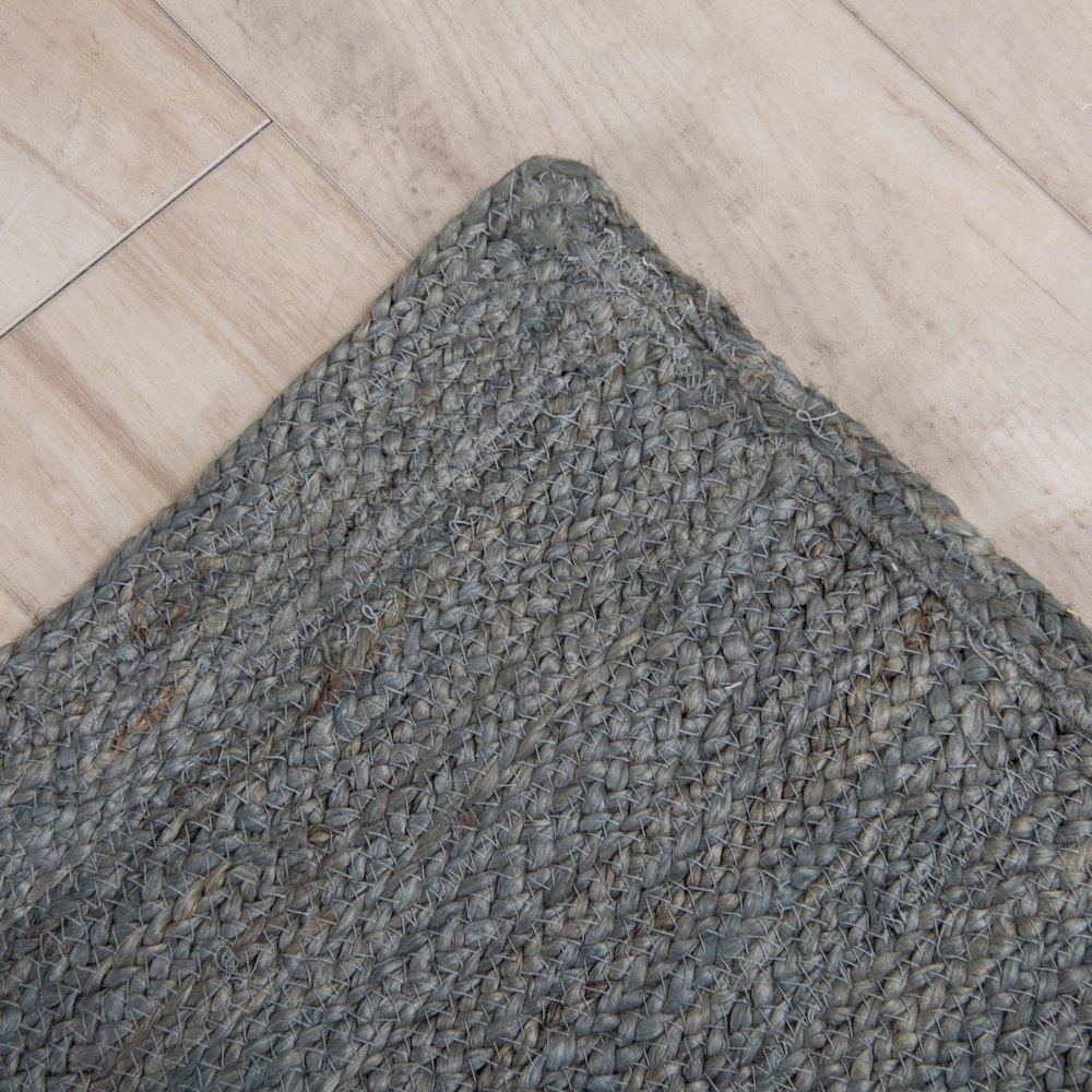 10'  x 14' Hand-Woven Rectangle Rug. Picture 6