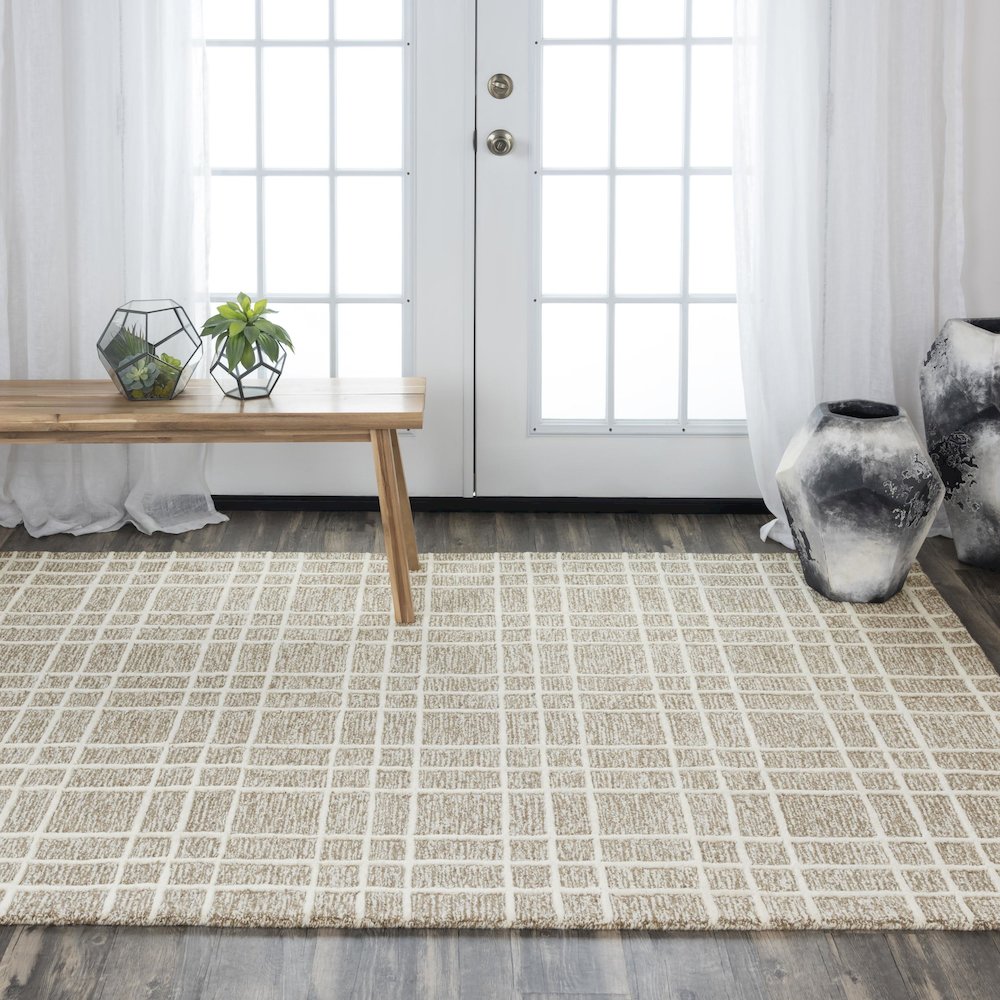 9'9" x 13'9" Cut & Loop Pile Hand Tufted Rug. Picture 6