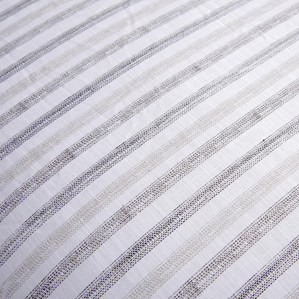 106"X96" King Comforter /Duvet. Picture 4