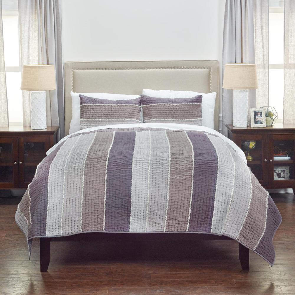 20" x 26" Standard Sham. Picture 1