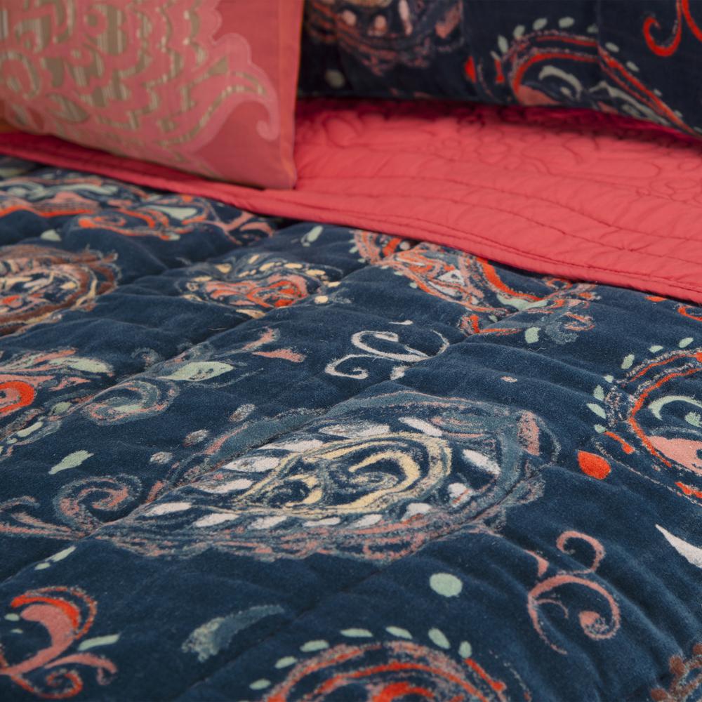 Rizzy Home 90" x 92" Quilt- BQ4460. Picture 8