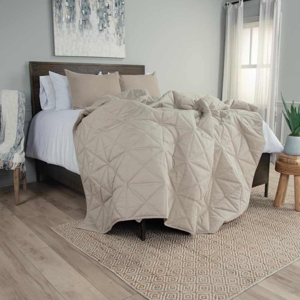 106"X96" King Quilt. Picture 4