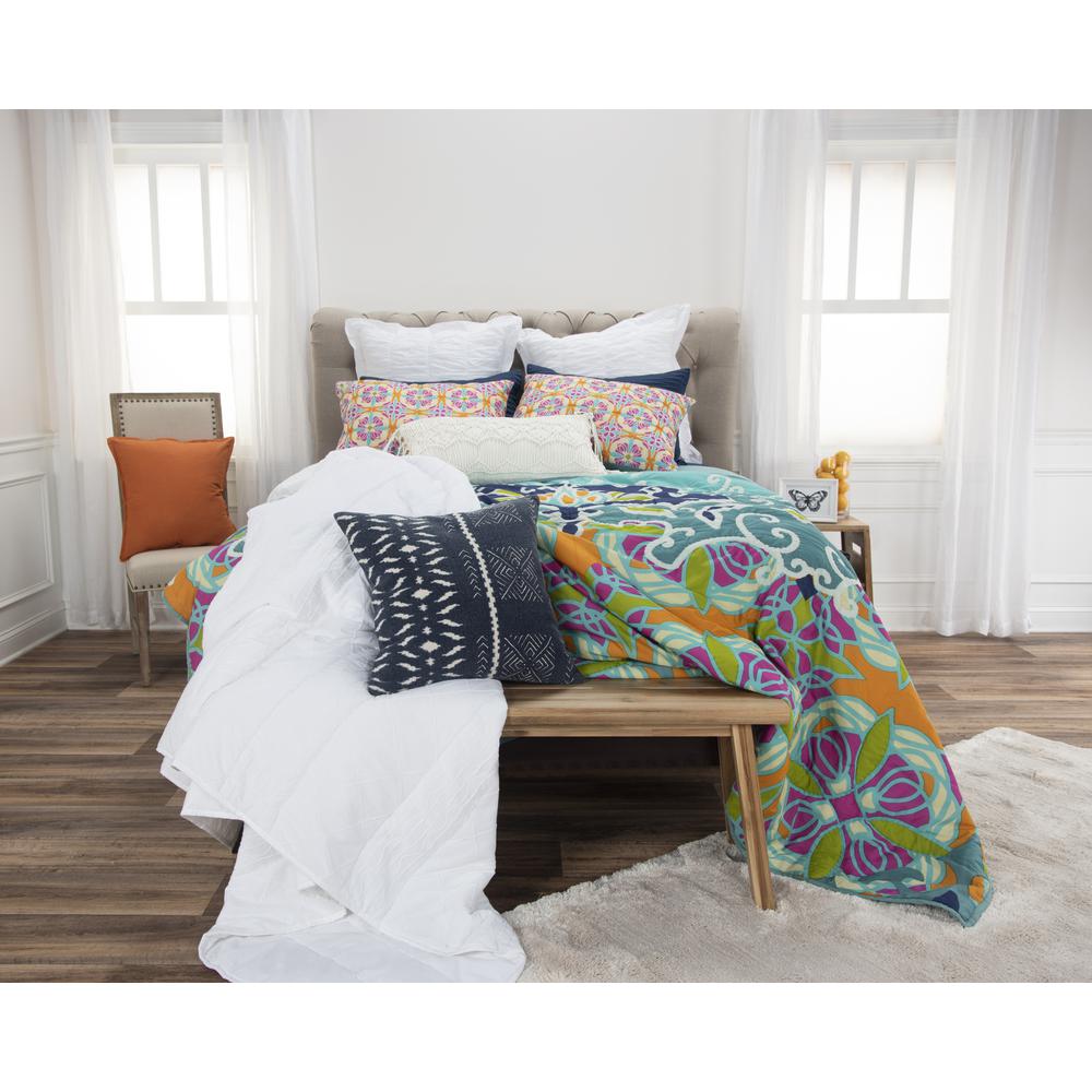 Rizzy Home 90" x 92" Quilt- BT1824. Picture 8
