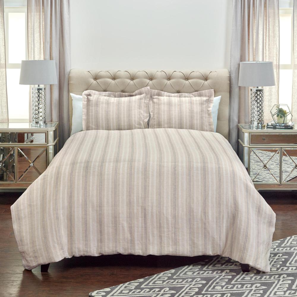 20" x 26" Standard Sham. Picture 1