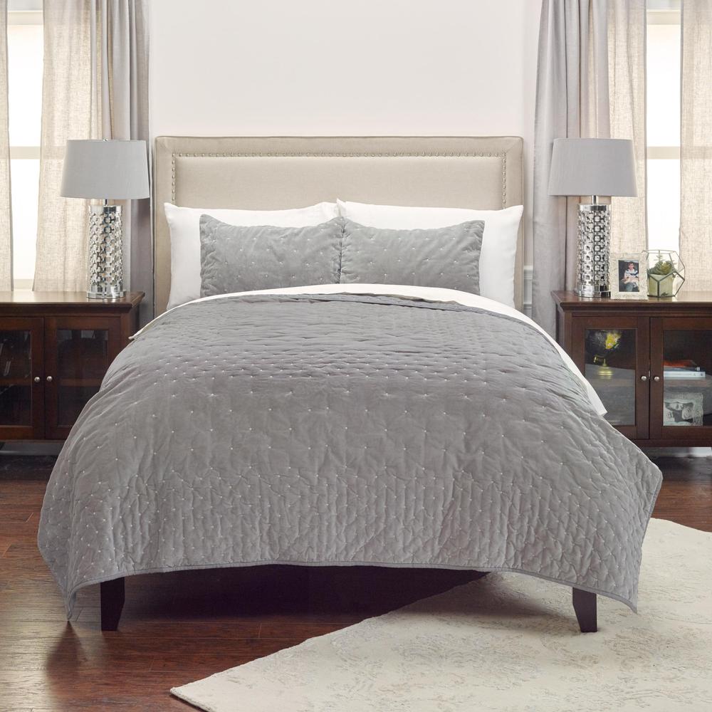 20" x 26" Standard Sham. Picture 1