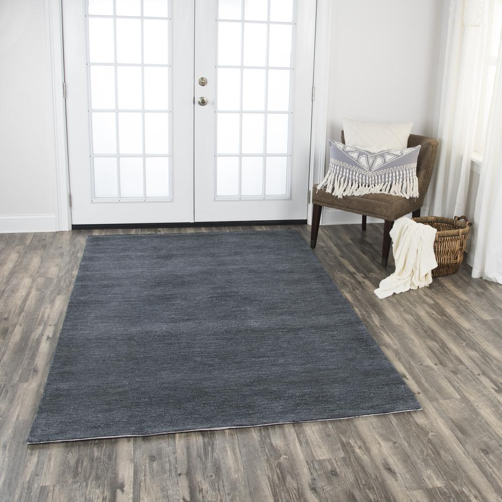 5' x 8' Hand-Tufted Rectangle Rug. Picture 6