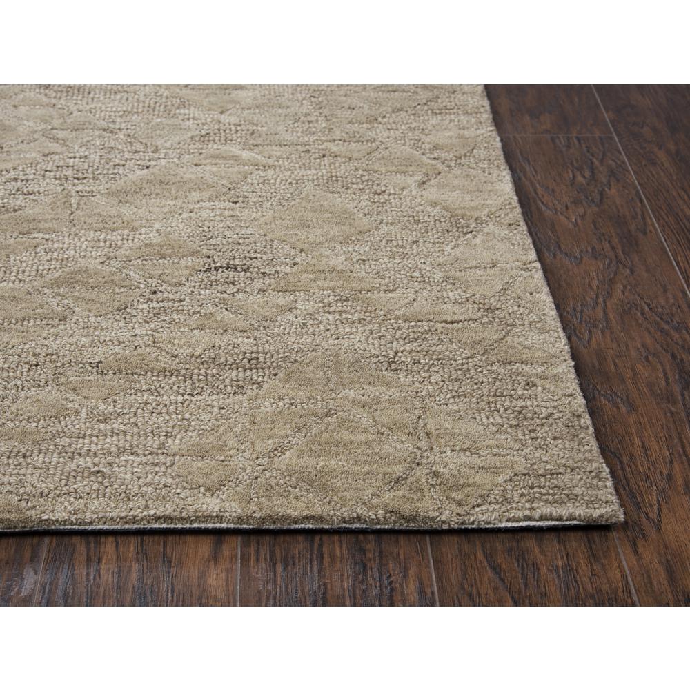 5' x 8' Hand-Tufted Rectangle Rug. Picture 1