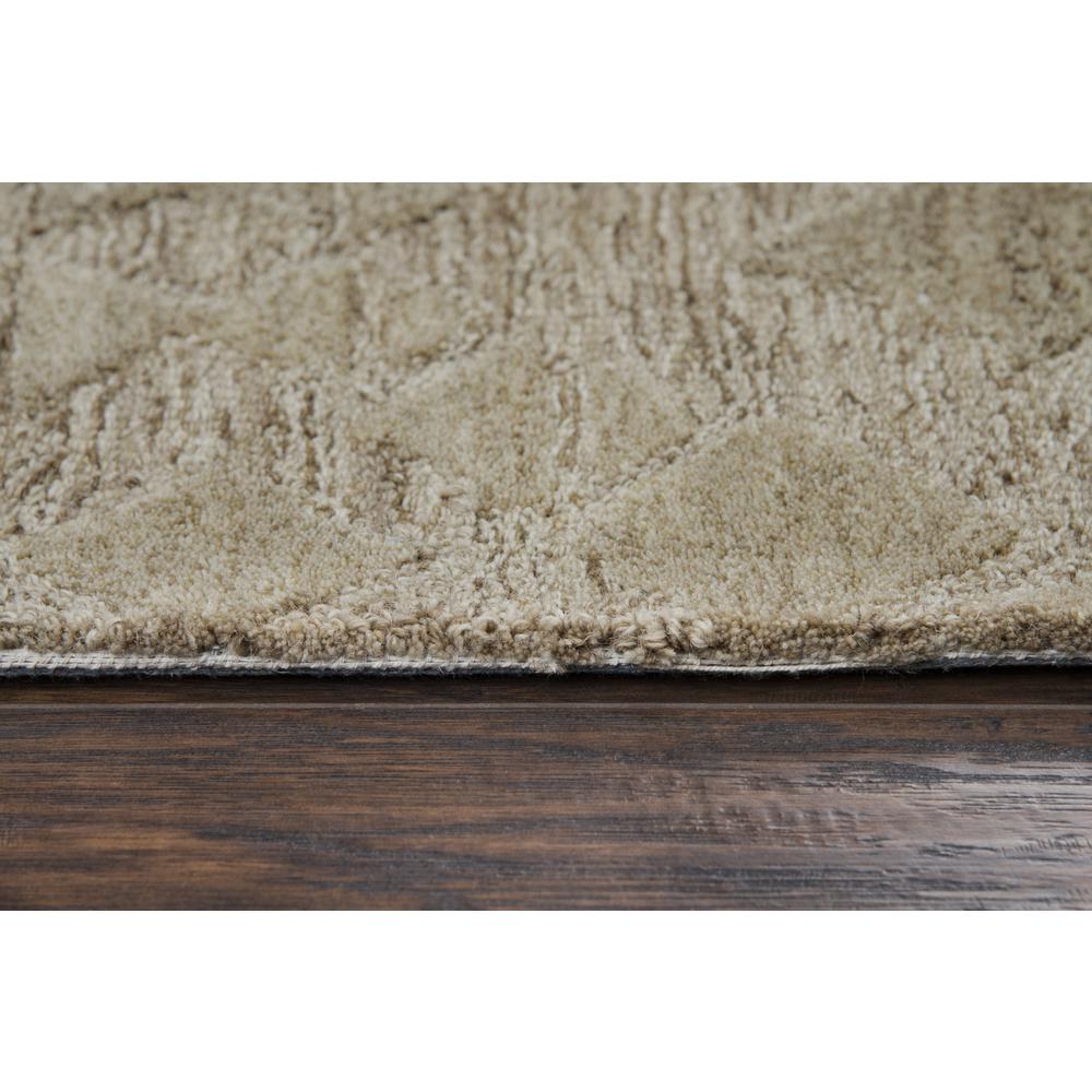 5' x 8' Hand-Tufted Rectangle Rug. Picture 5