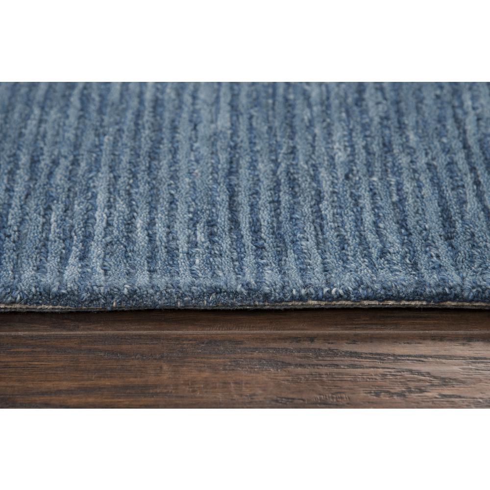 5' x 8' Hand-Tufted Rectangle Rug. Picture 5
