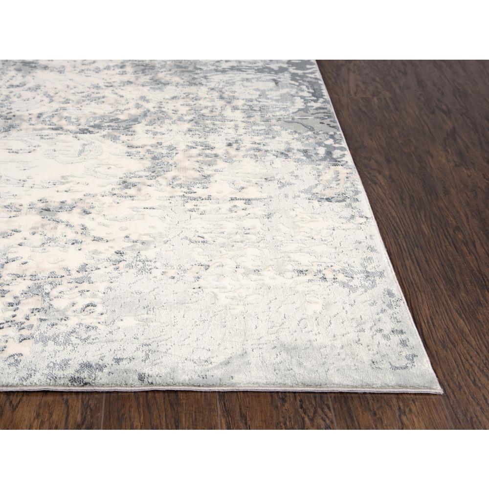 8' x 10' Machine-Made Rectangle Rug. Picture 3