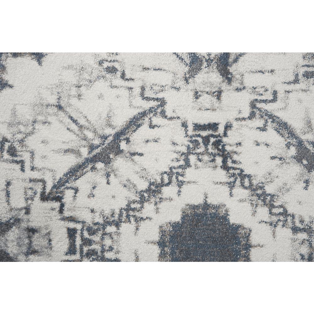 4' x 6' Machine-Made Rectangle Rug. Picture 3