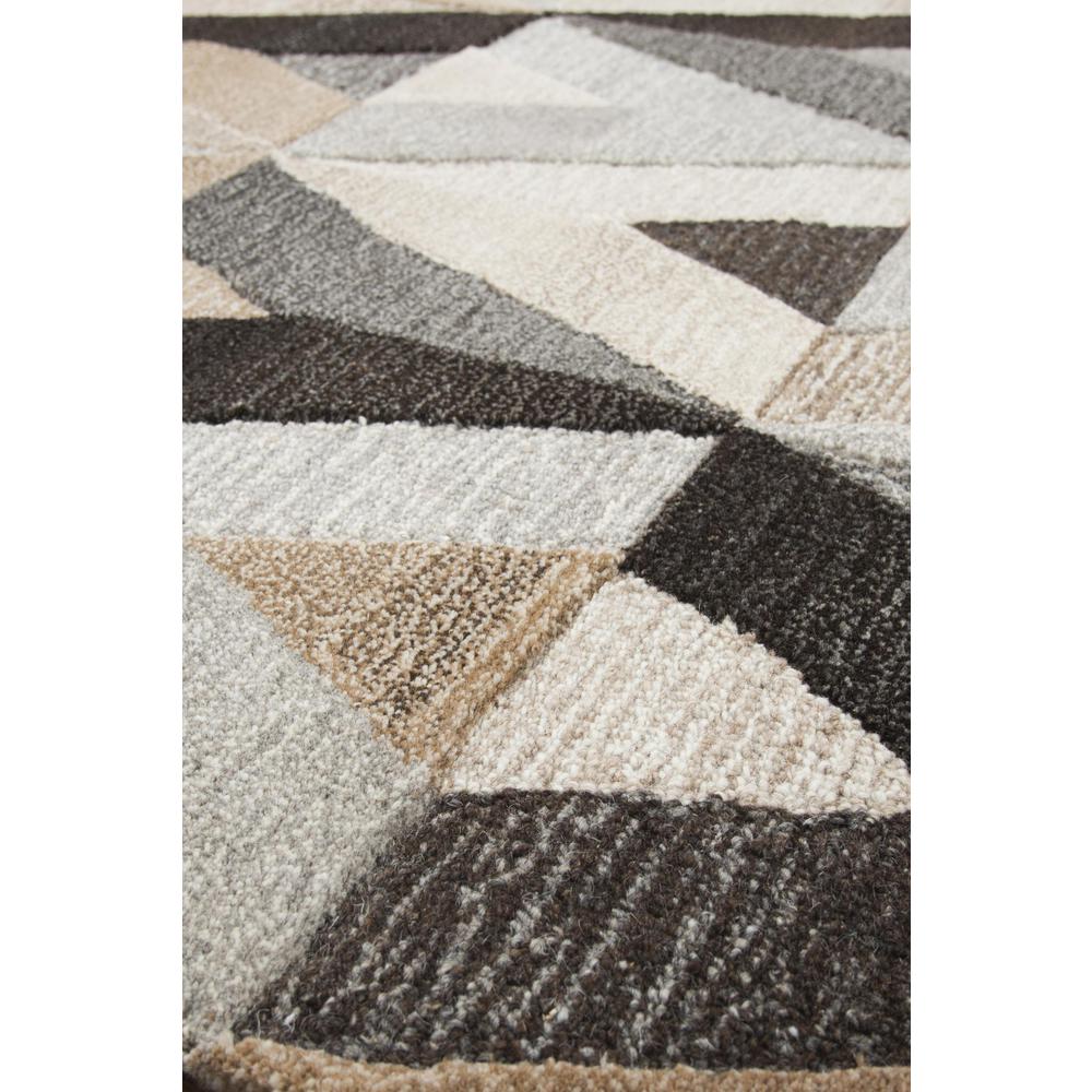 5' x 8' Hand-Tufted Rectangle Rug. Picture 4