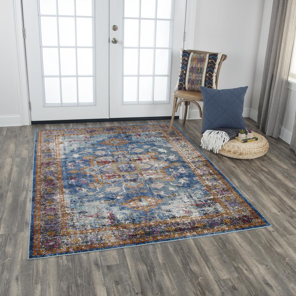 4' x 6' Machine-Made Rectangle Rug. Picture 6