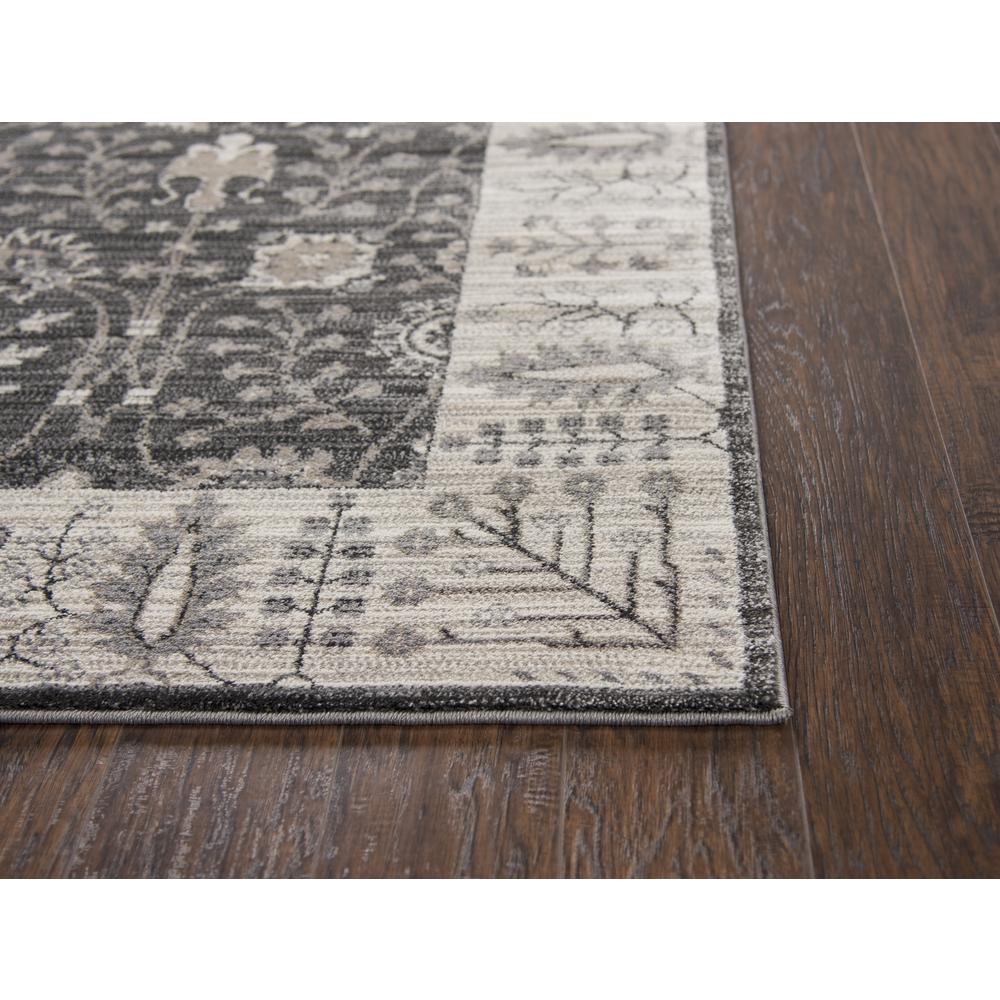 5' x 8' Machine-Made Rectangle Rug. Picture 1