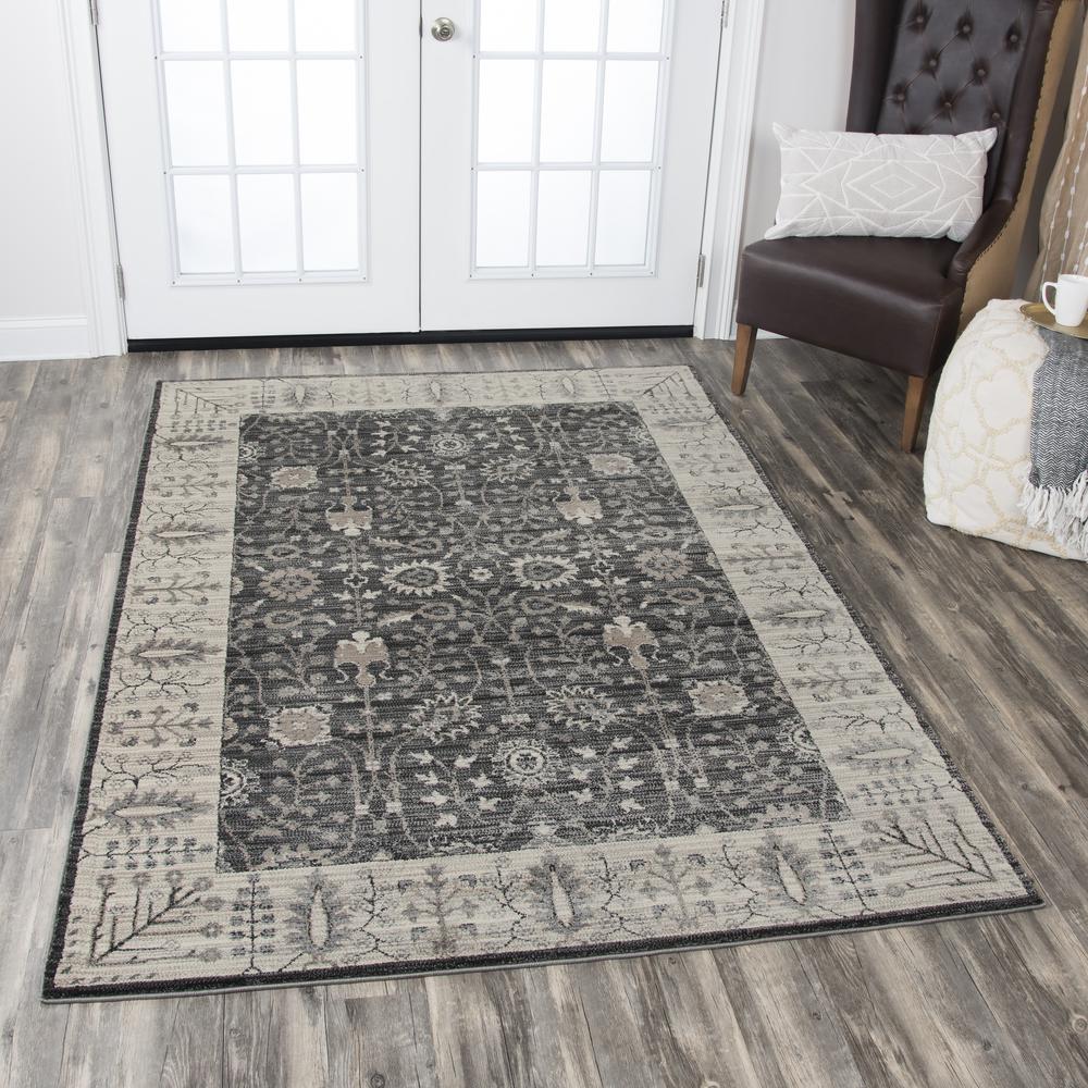 5' x 8' Machine-Made Rectangle Rug. Picture 6