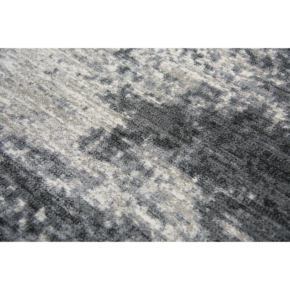 7' x 10' Machine-Made Rectangle Rug. Picture 4