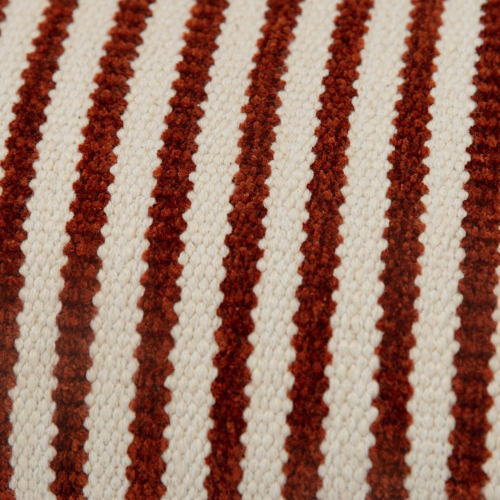 14"X20" 1 down filled pillow. Picture 4