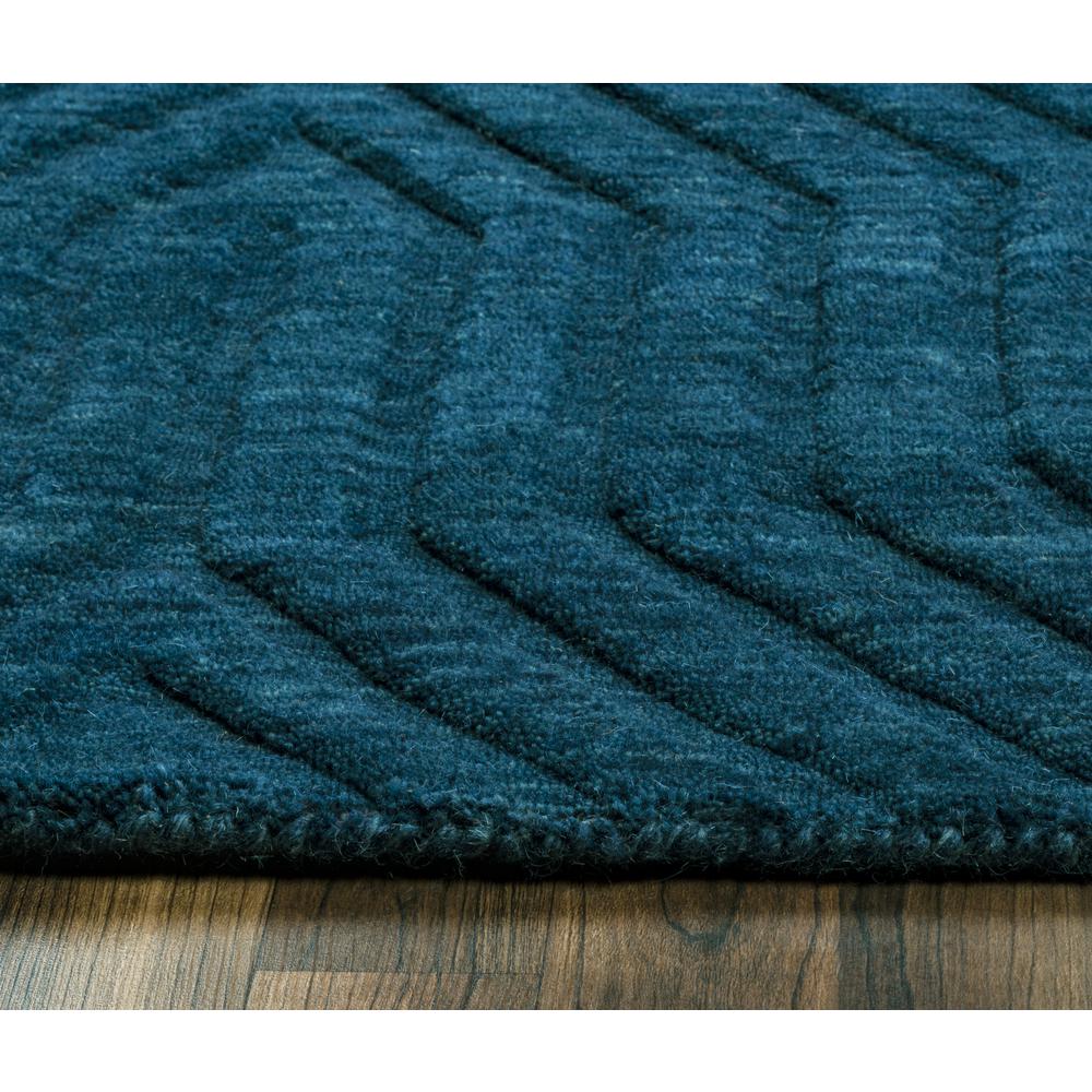 5' x 8' Hand-Tufted Rectangle Rug. Picture 4