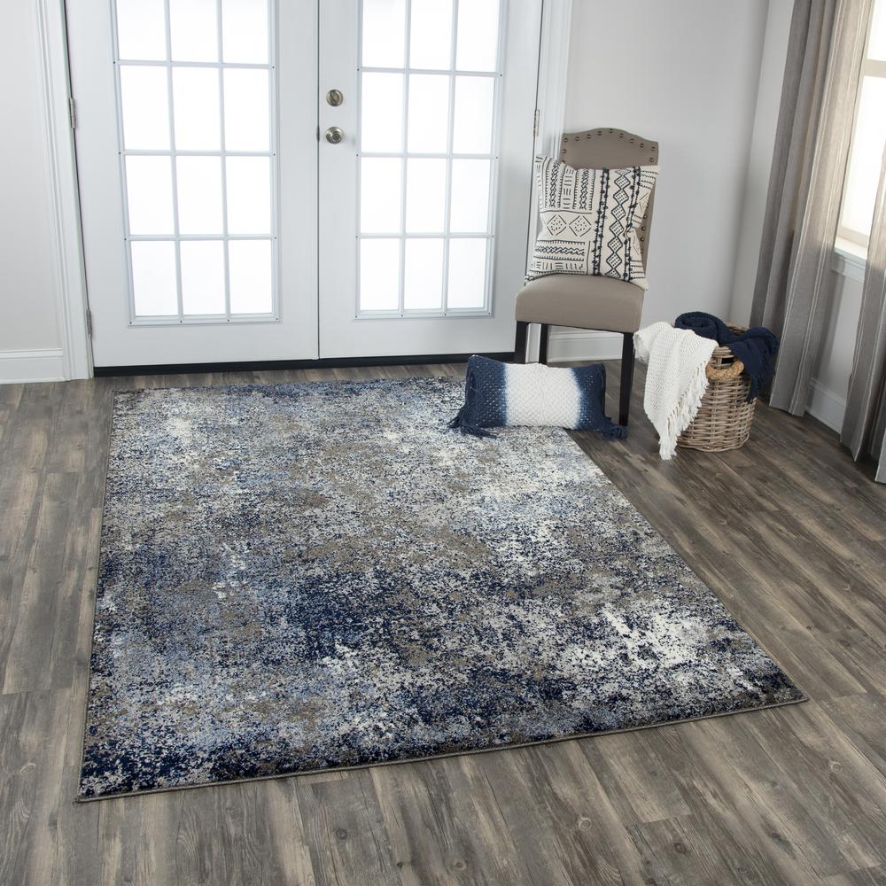 5' x 8' Machine-Made Rectangle Rug. Picture 6