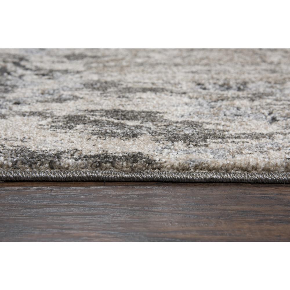 5' x 8' Machine-Made Rectangle Rug. Picture 5
