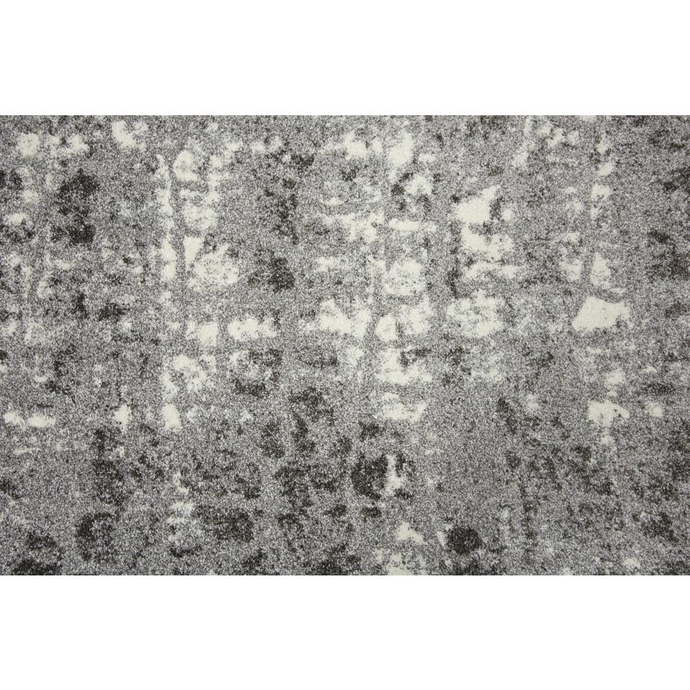 5' x 8' Machine-Made Rectangle Rug. Picture 3