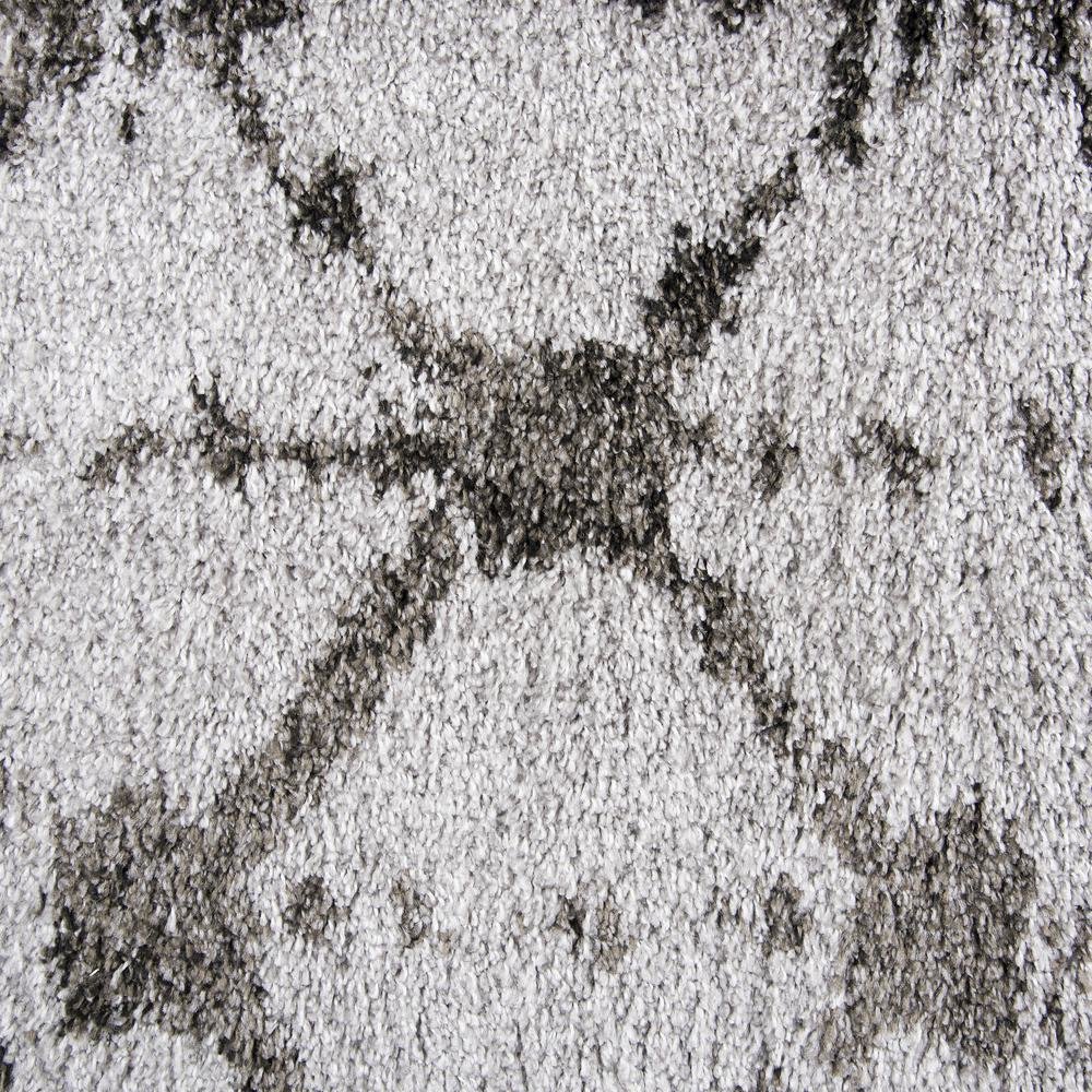 8' x 10' Machine-Made Rectangle Rug. Picture 4