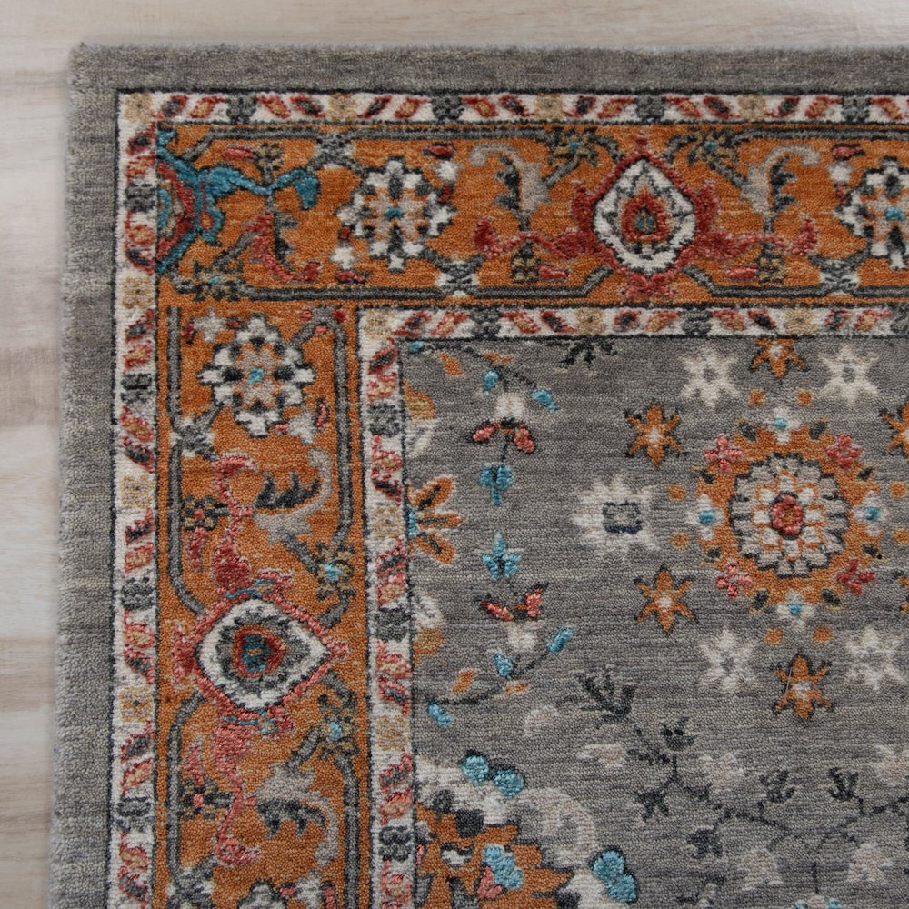 10' x 13' Cut Pile Hybrid Rug. Picture 2