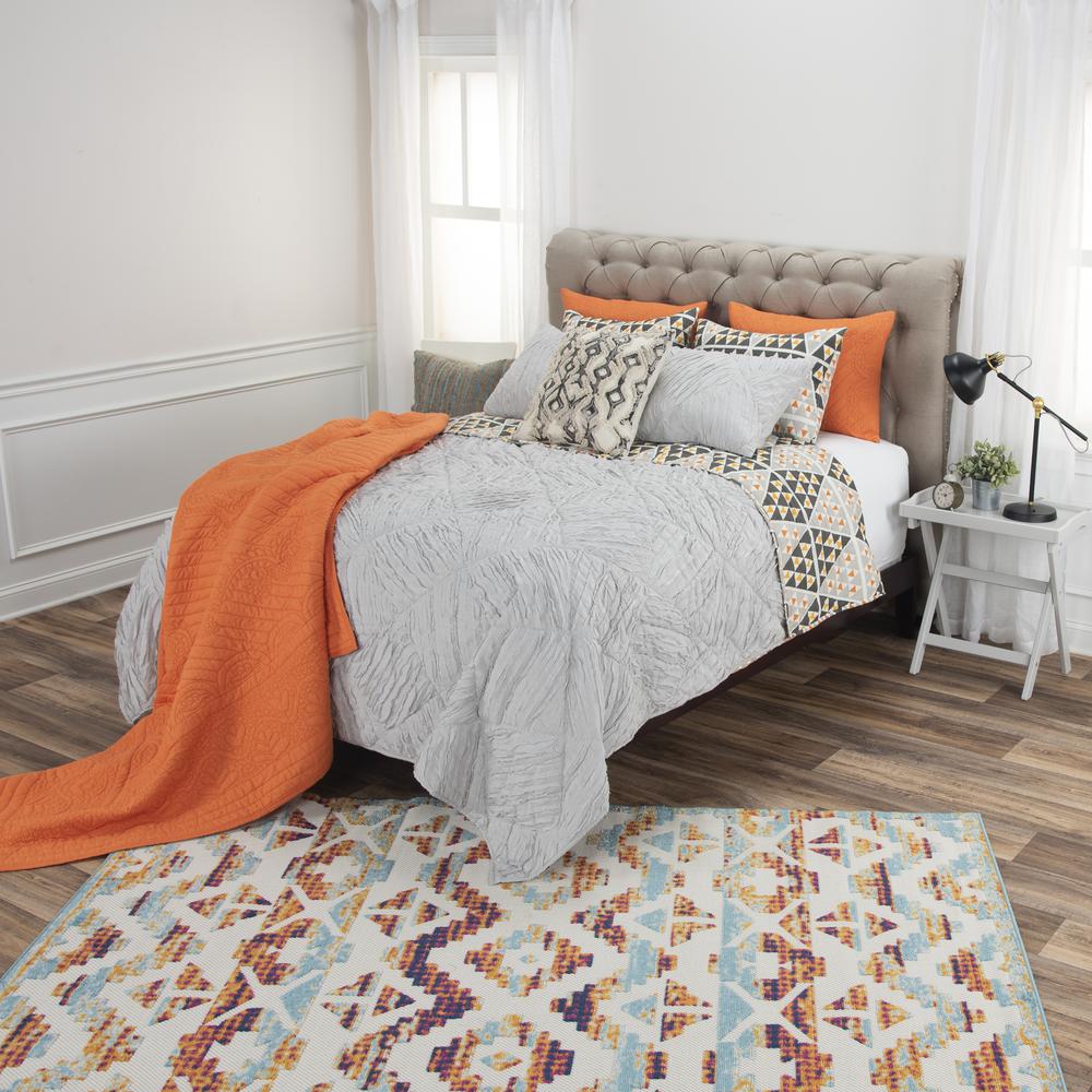 Rizzy Home 90" x 92" Quilt- BQ4199. Picture 3