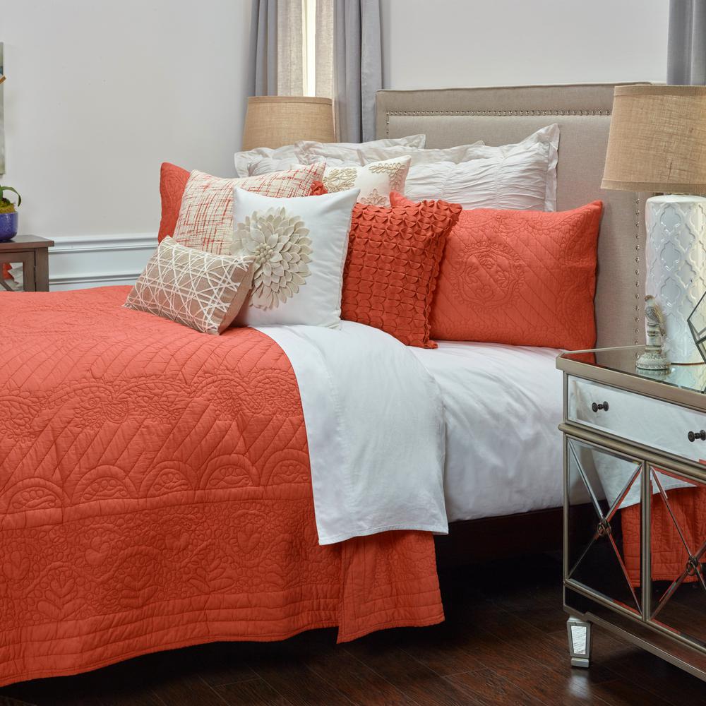 Rizzy Home 90" x 92" Quilt- BT1790. Picture 5