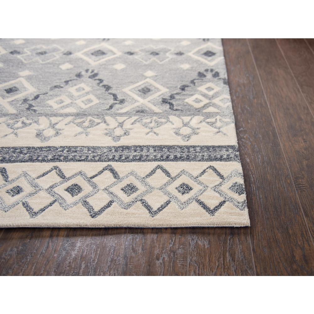 9' x 12' Hand-Tufted Rectangle Rug. Picture 3