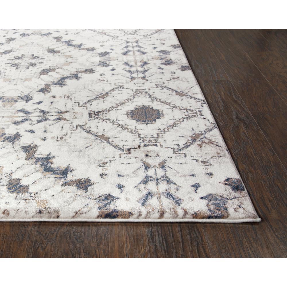 2' x 8' Machine-Made Rectangle Runner. Picture 1
