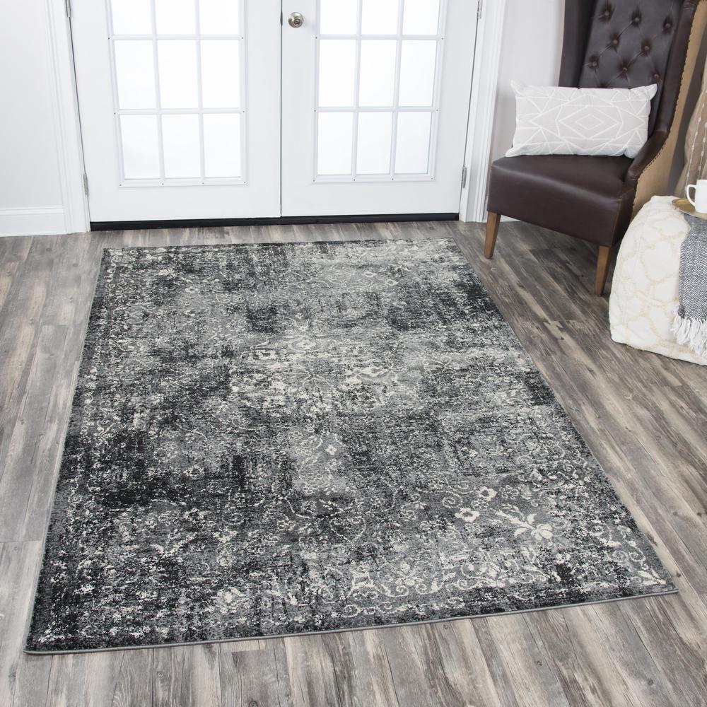 8' x 10' Machine-Made Rectangle Rug. Picture 2